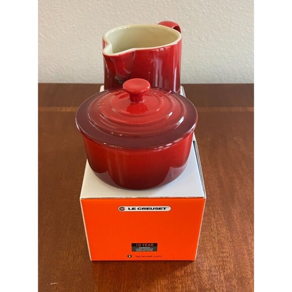 Le Creuset Stoneware Signature Cream and Sugar Set Cerise Cherry Red NEW - Picture 6 of 16